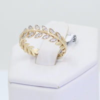 Aro 10kt Diamond Feather